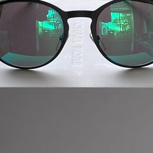 ❌sold❌Gucci unisex oval/round sunglasses❌sold❌